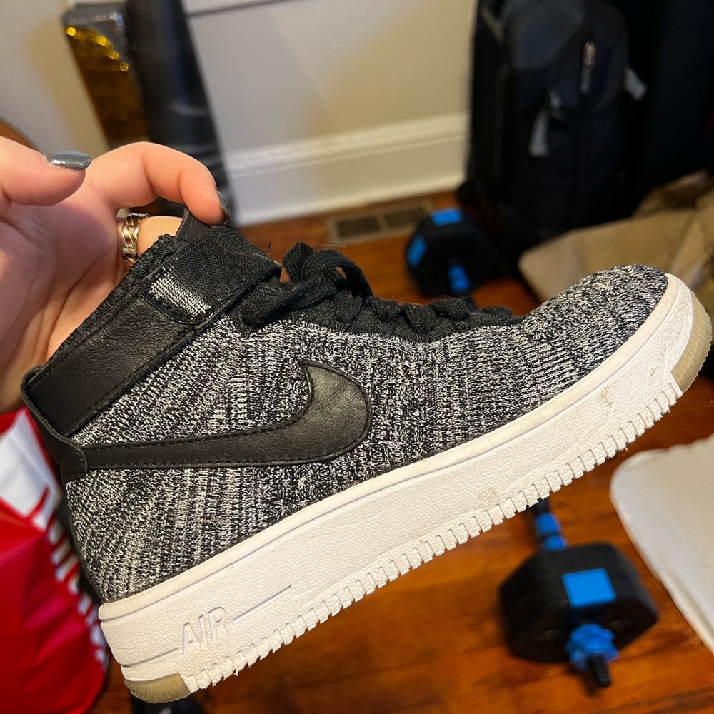 Nike flyknit  Air Force one